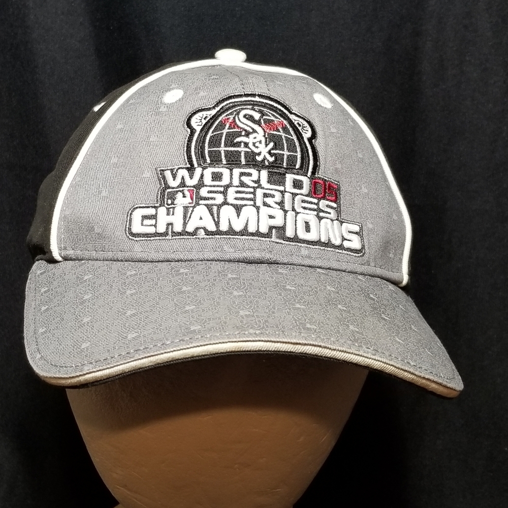 05 Sox World Series champs new era hat
